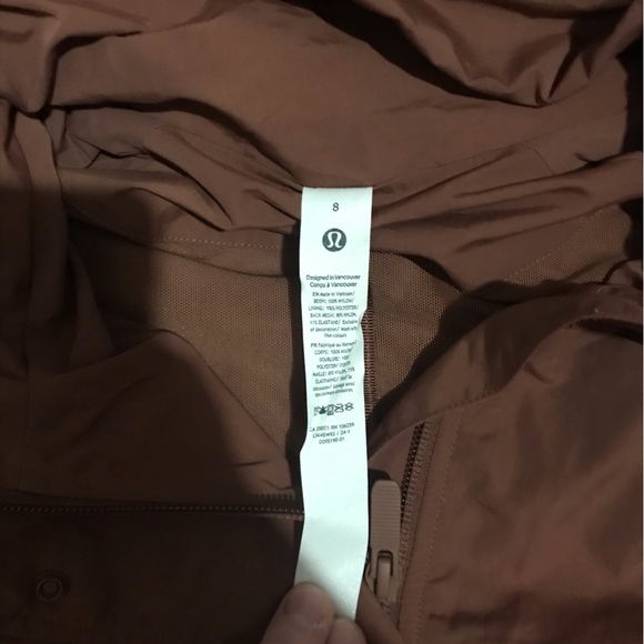 Lululemon Like New Jacket Light Weight Coat Size 8 - Picture 3 of 4